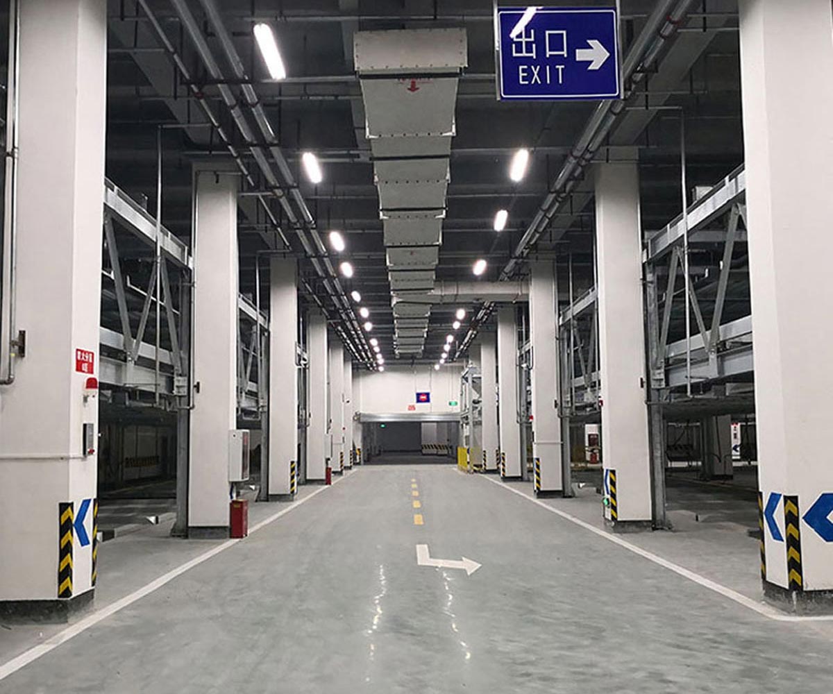 沿滩四柱两层立体车库电动解锁方式的安装